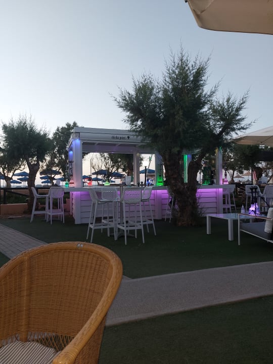 Gastro Anissa Beach & Village