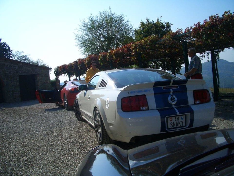 Außenhof Hotel Fattoria Castelvecchi
