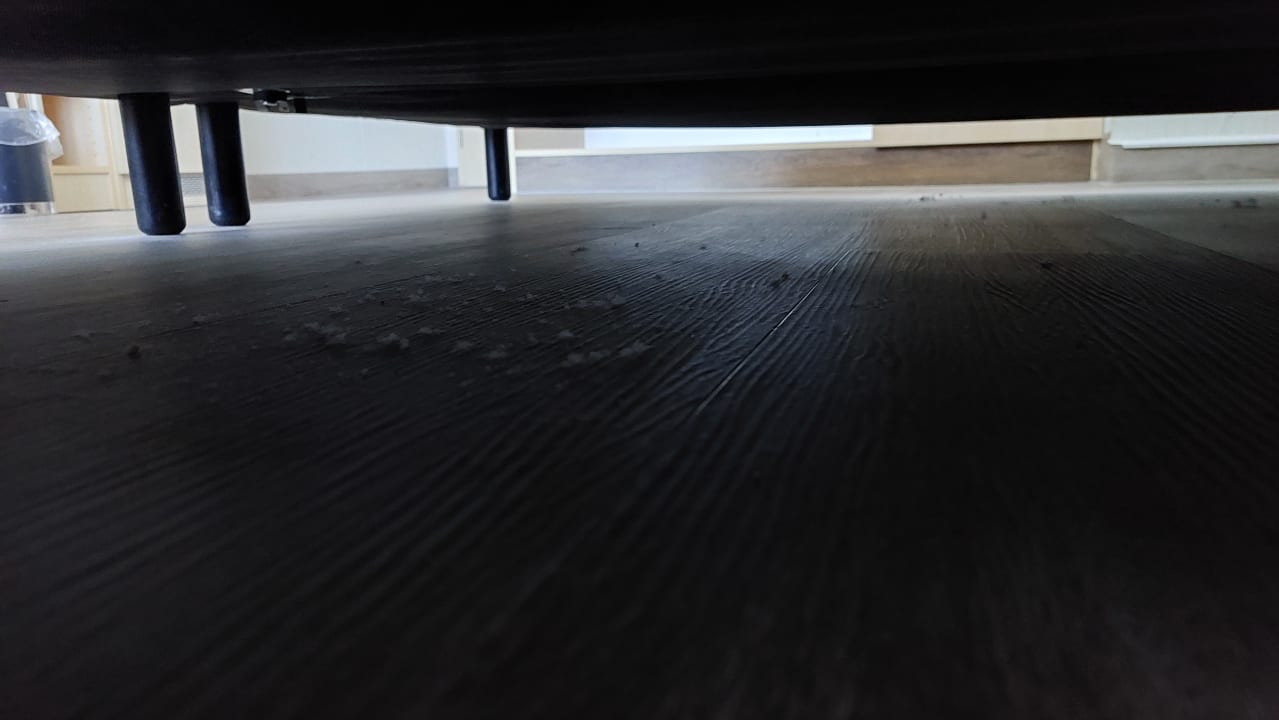 Zimmer 6 Pension Fliegerhorst NOMAD - gutes schlichtes Ferienzimmer