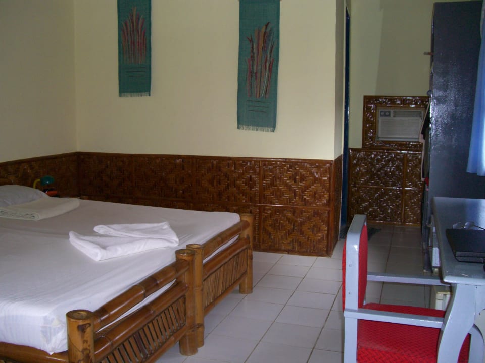 Room no. 12 Kalipayan Beach Resort