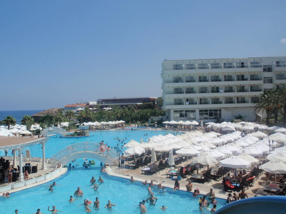 Acapulco - bazény z tobogánů Acapulco Beach Club & Resort