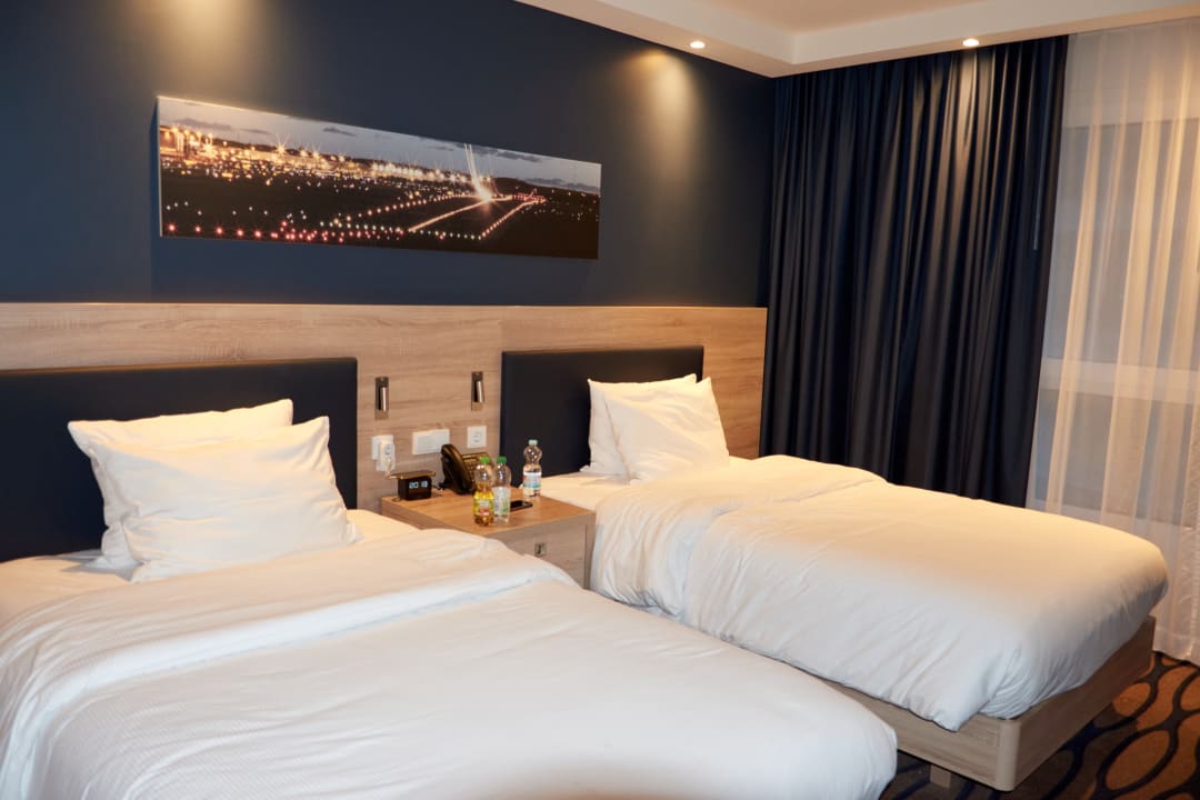 Zimmer Hampton By Hilton Frankfurt Airport