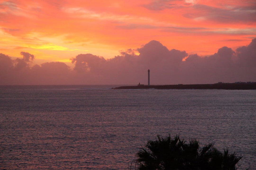 Sonnenuntergang in Playa Blanca H10 Timanfaya Palace - Adults only