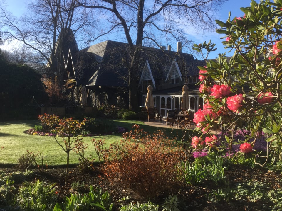 Gartenanlage Chateau on the Park - Christchurch, a DoubleTree by Hilton