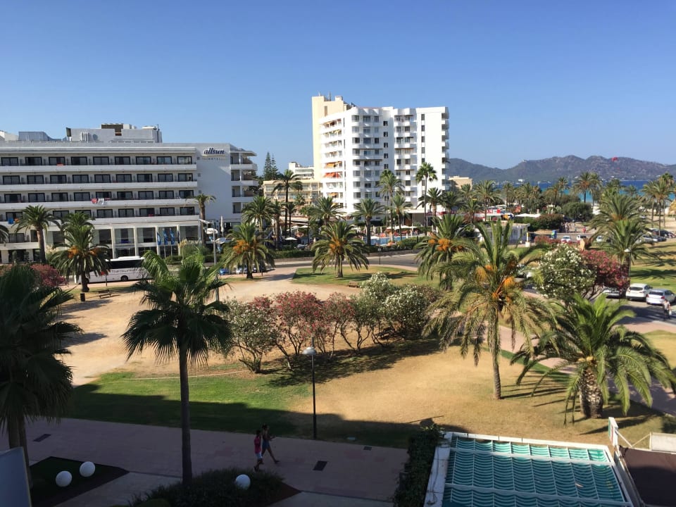 Zimmer Ausblick auf den Park und das Meer Hipotels Cala Millor Park
