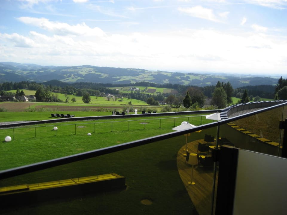 Ausblick Zimmer 1ter Stock AVIVA make friends