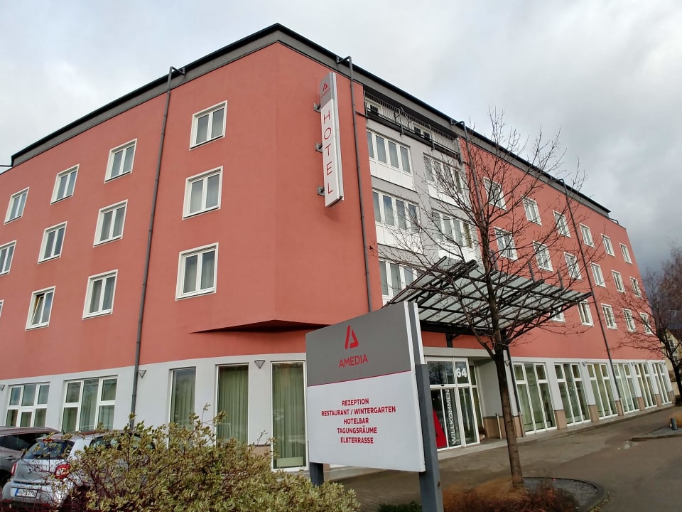 Außenansicht AMEDIA Hotel Dresden Elbpromenade