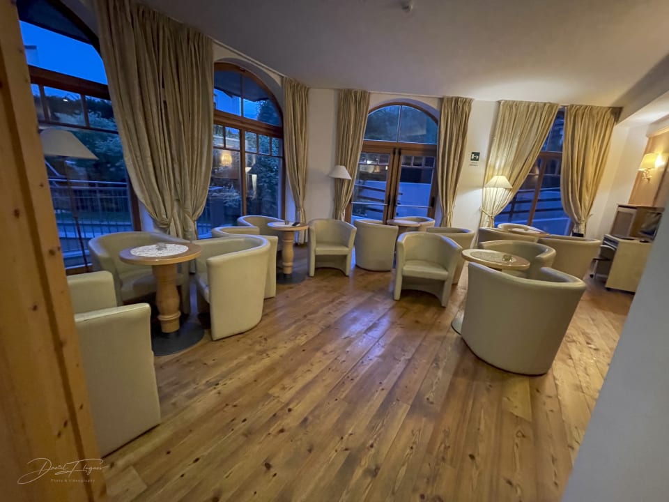 Lobby Family Hotel Adriana