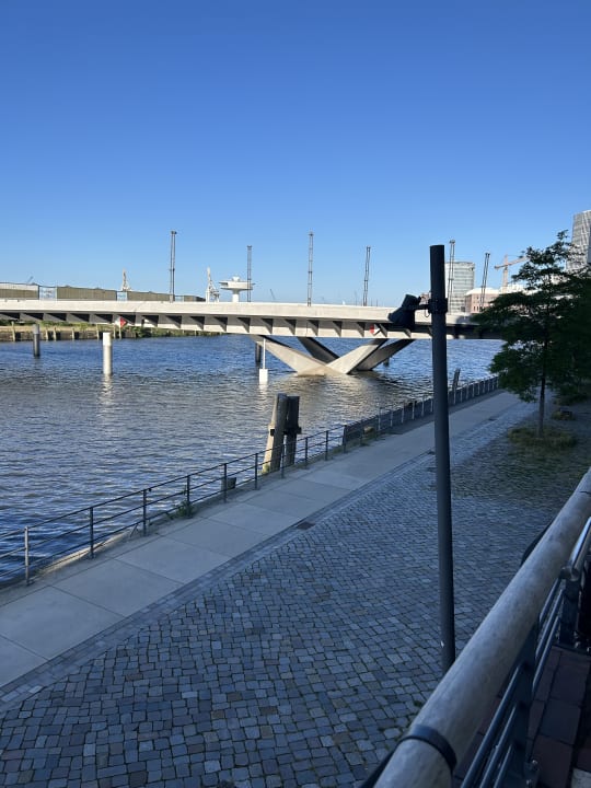 Außenansicht JUFA Hotel Hamburg HafenCity
