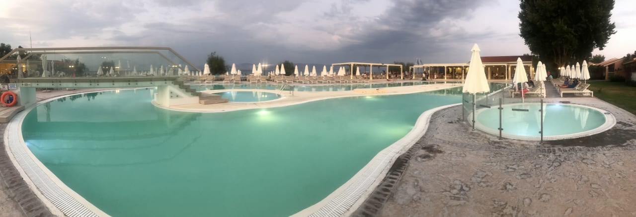 Pool Capo Di Corfu  (Im Umbau/Renovierung)