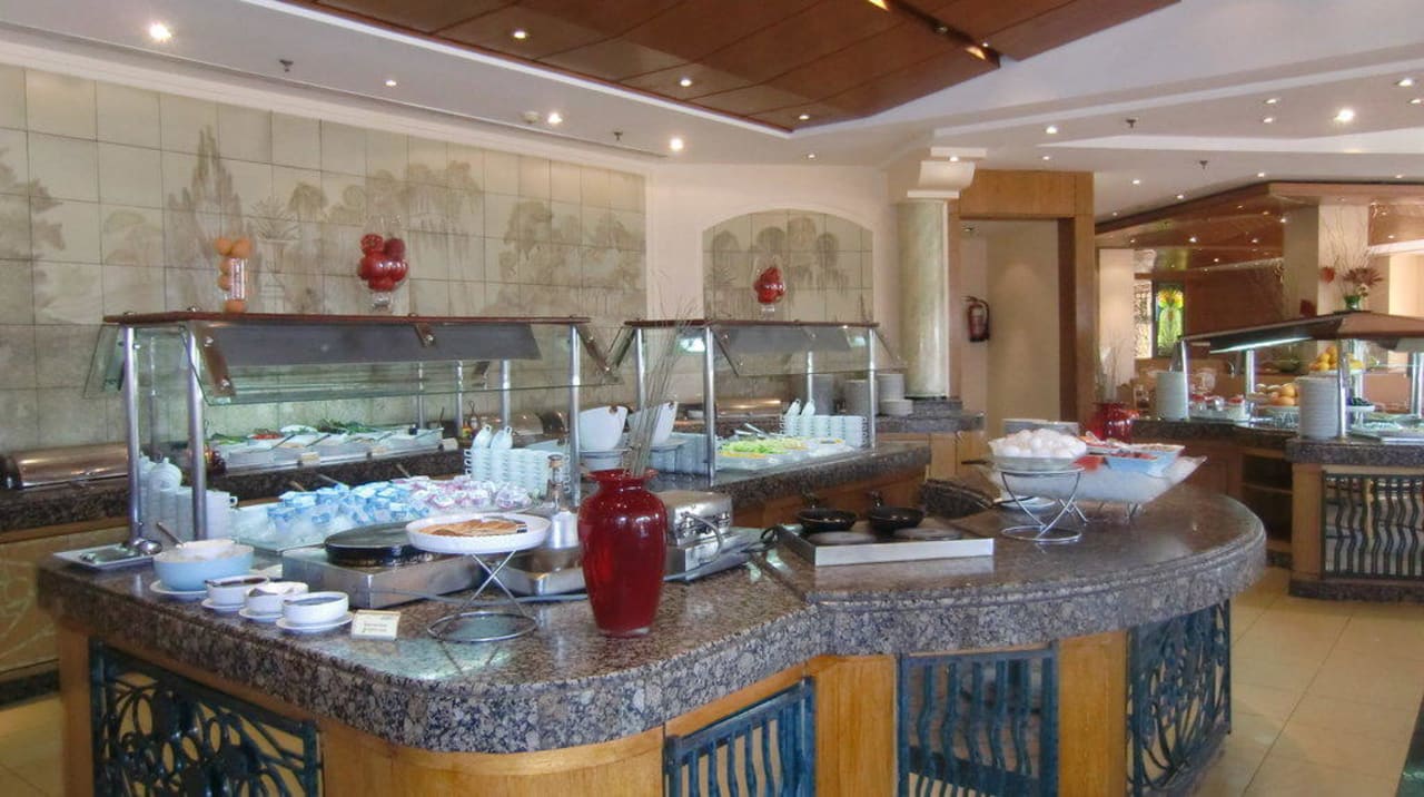 Das Frühstück ruft Marriott Hurghada Beach Resort