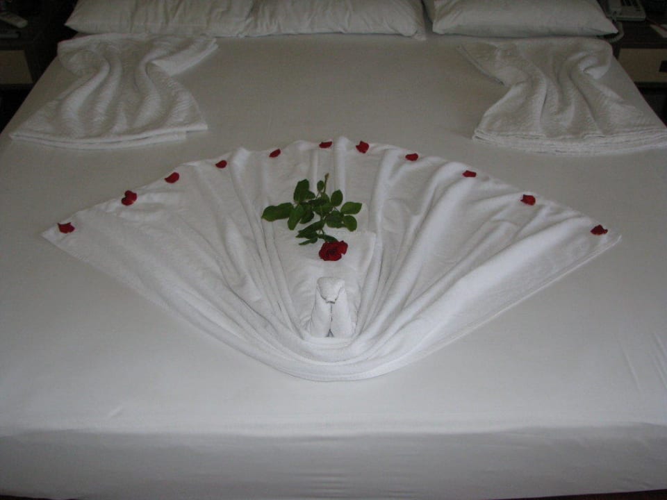 Zimmerdeko TUI BLUE Palm Garden