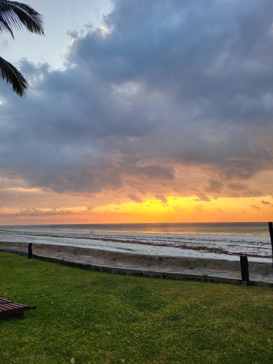 Strand Neptune Village Beach Resort & Spa