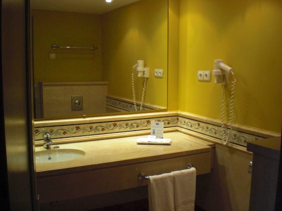 Badezimmer allsun App.-Hotel Albatros