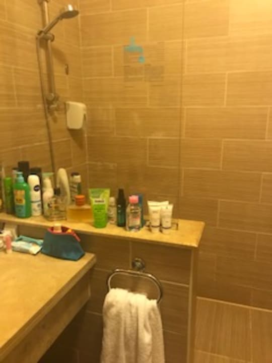 Zimmer Jaz Dar EL Madina