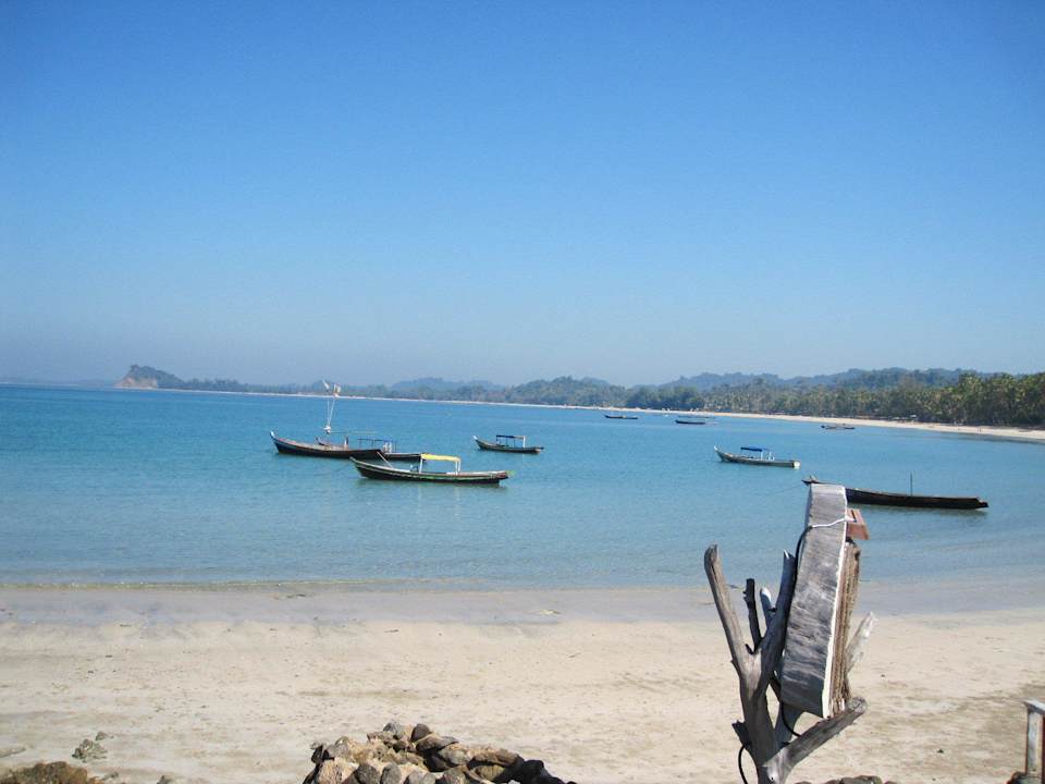 Die ganze Bucht Aureum Palace Hotels & Resorts Ngapali