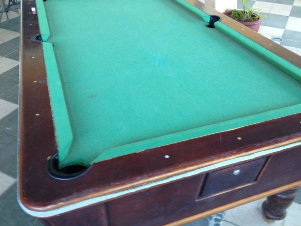 Ungepflegte Billardtische Coral La Quinta Park Suites