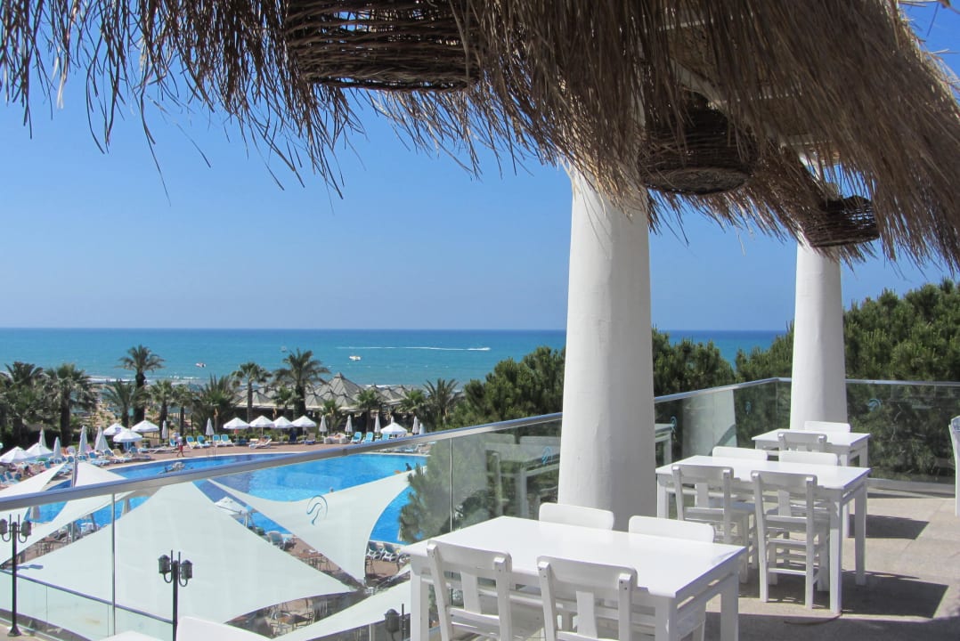 Außenbereich ADA Fischrestaurant Paloma Oceana