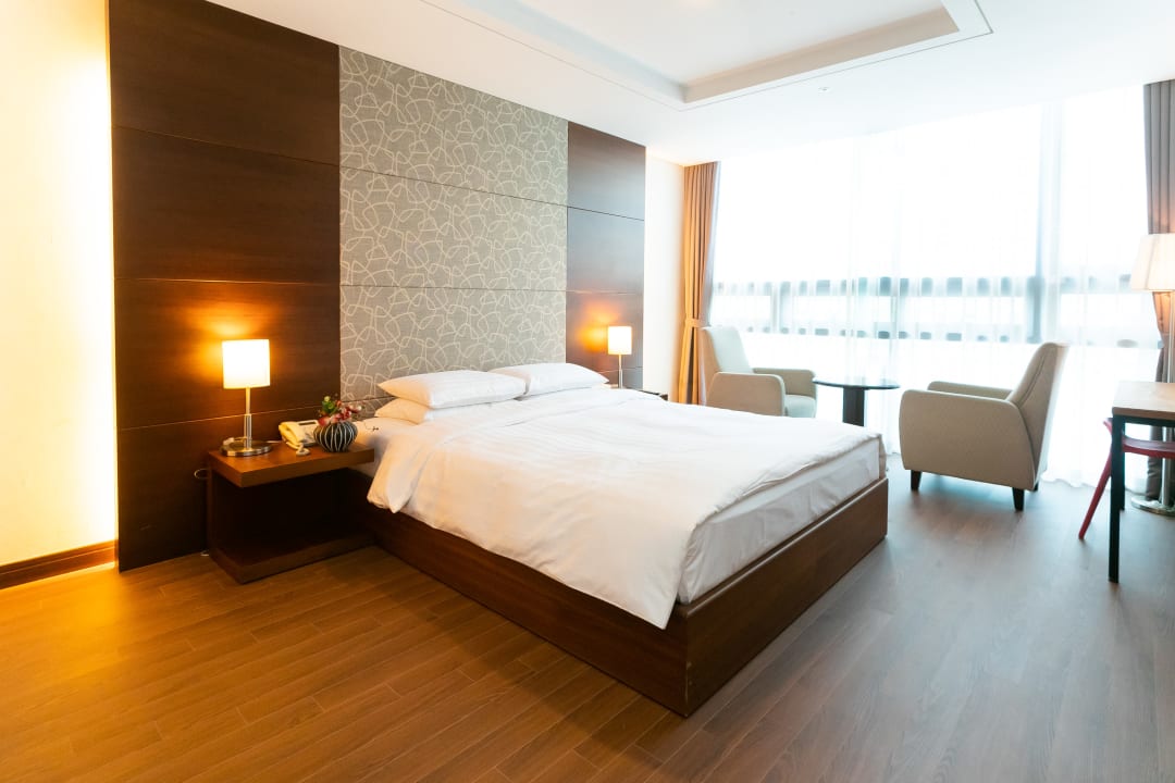 Zimmer Sunset Business Hotel