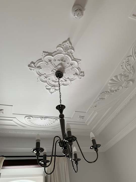 Zimmer Oryza Guest House & Suites