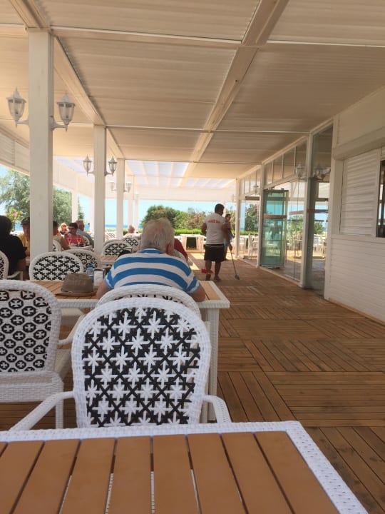 Strandbar Glamour Resort & Spa