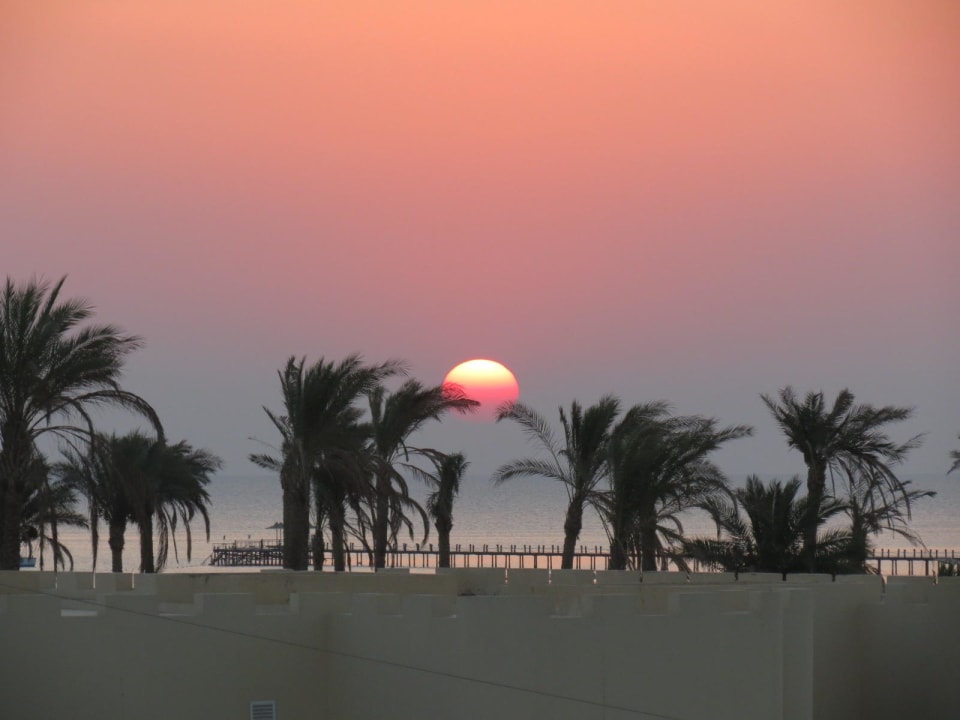 Die Sonne um 5:01 Uhr Cleopatra Luxury Resort Makadi Bay