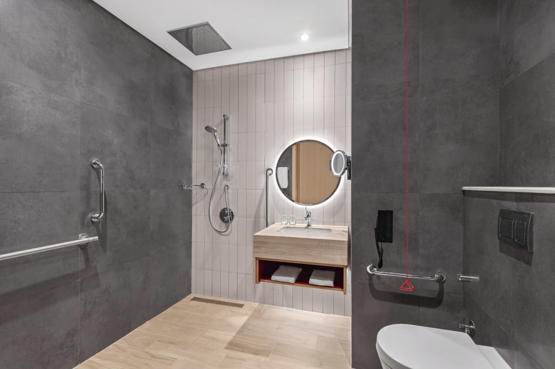 Zimmer Hampton by Hilton Marjan Island