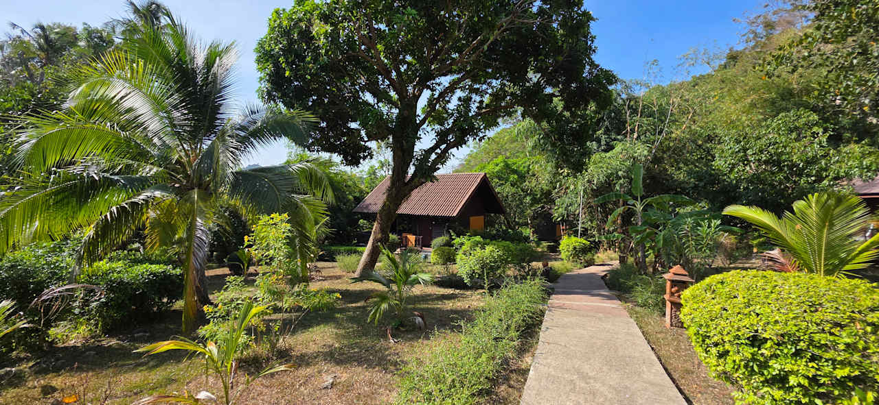 Gartenanlage Hotel Phi Phi Natural Resort