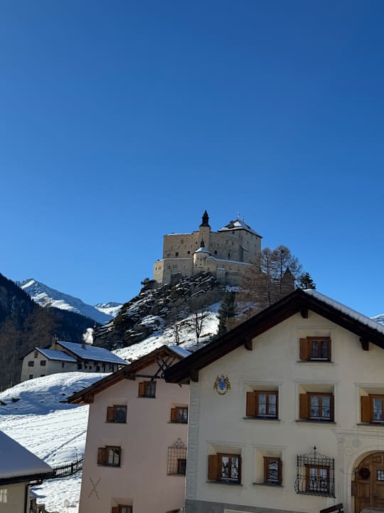 Ausblick Relais & Châteaux Schlosshotel Chastè - Scuol Tarasp