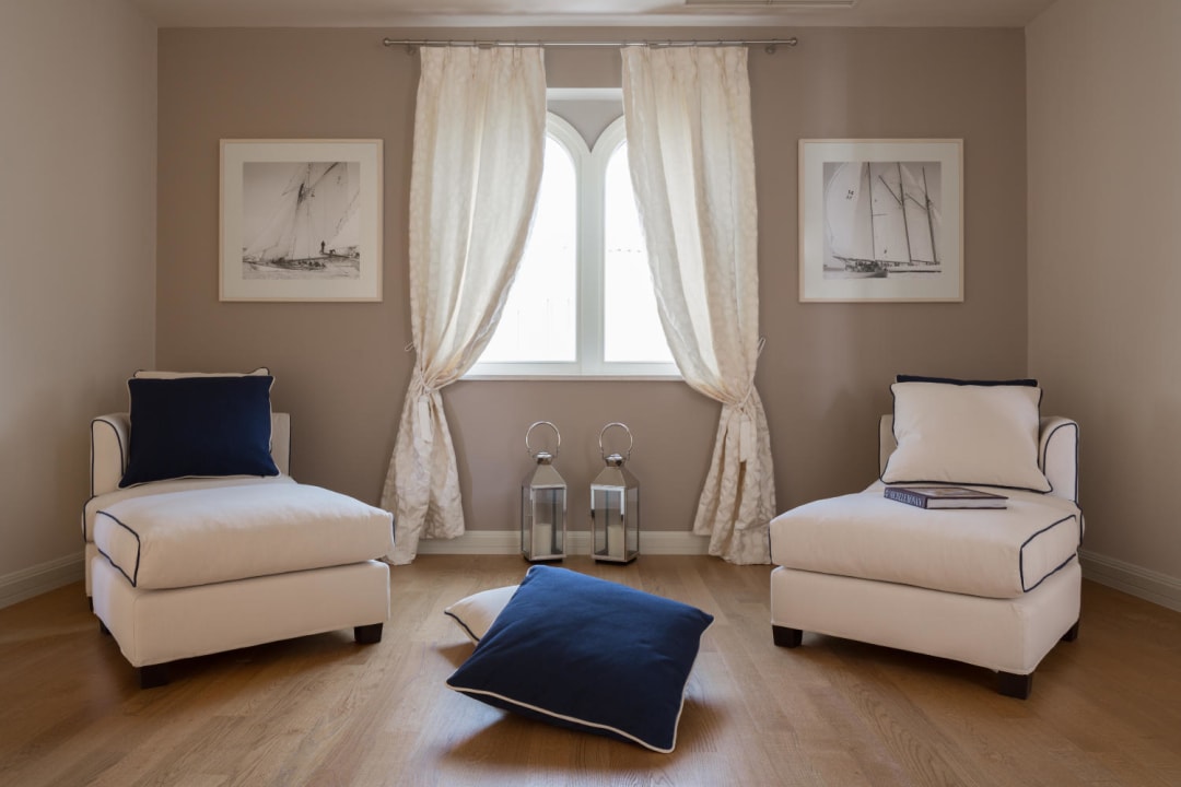 Lobby Villa Cesara by HMZ Villas