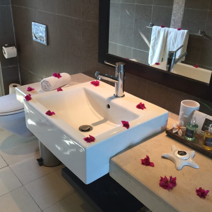 Zimmer Ocean Villas Hotel