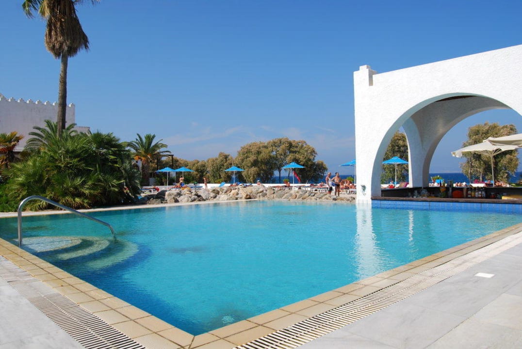Poolbar TUI BLUE Oceanis Beach and Spa Resort