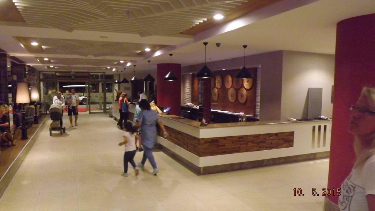 Eingangsdesk Grand Park Lara Hotel