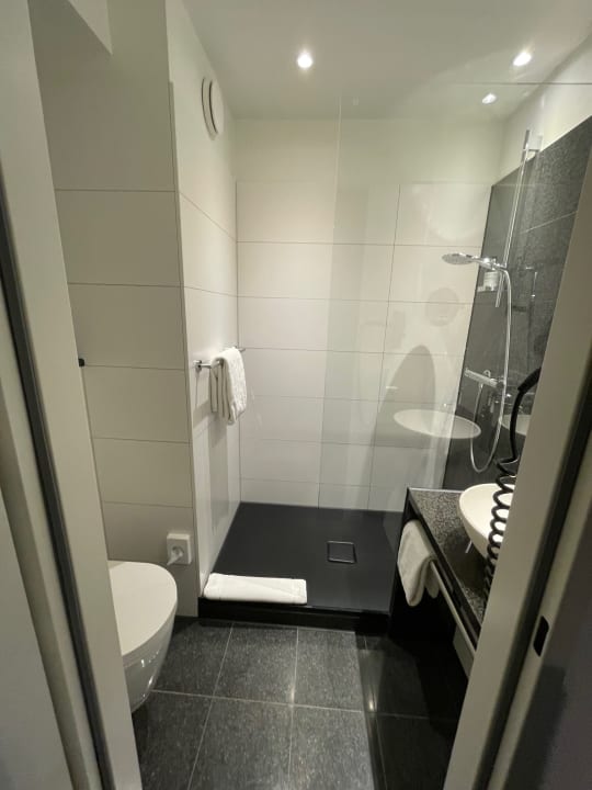 Zimmer Motel One Bonn-Hauptbahnhof