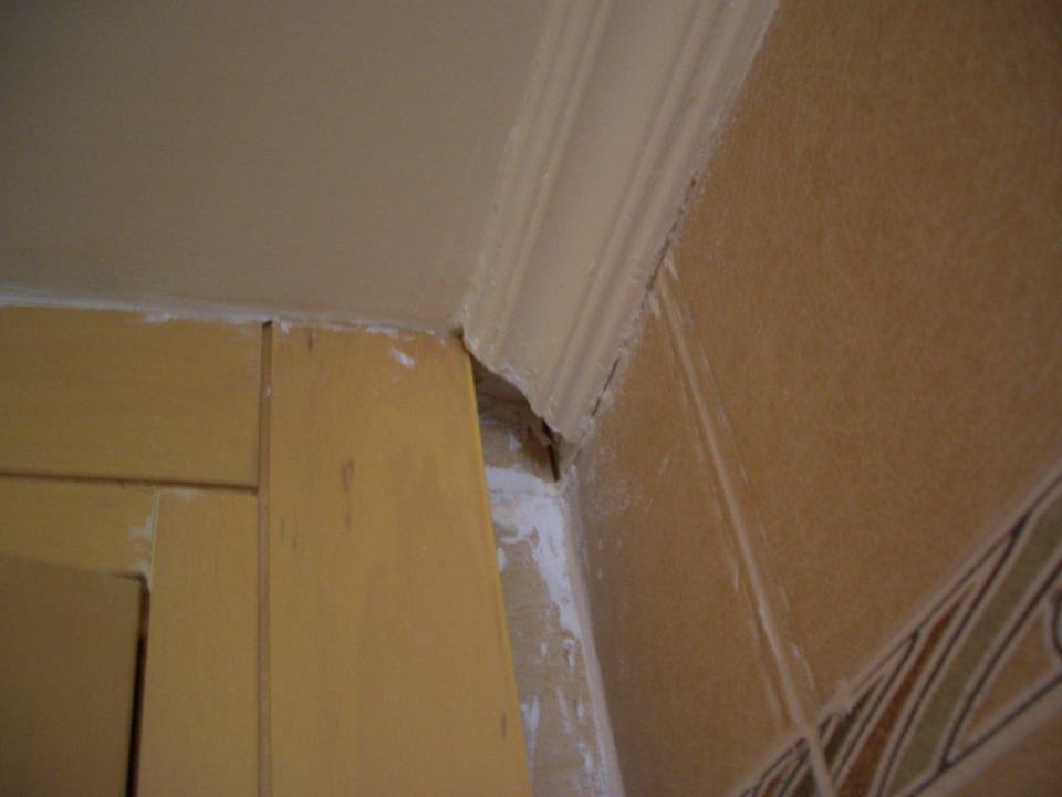 Schlampige Handwerkskunst am Türrahmen Cleopatra Luxury Resort Makadi Bay