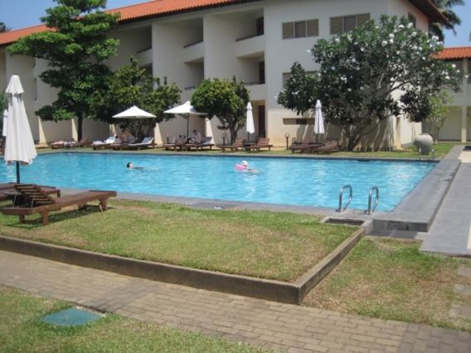 Pool Mermaid Hotel & Club