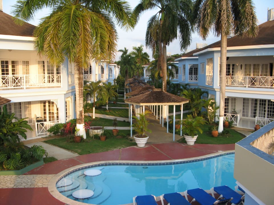 Beachcomber Hotel Beachcomber