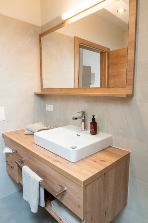 Zimmer die Unterbergerin in Gastein - Apartment, Ferienwohnung, Zimmer mit Frühstück und GRATIS Thermeneintritt