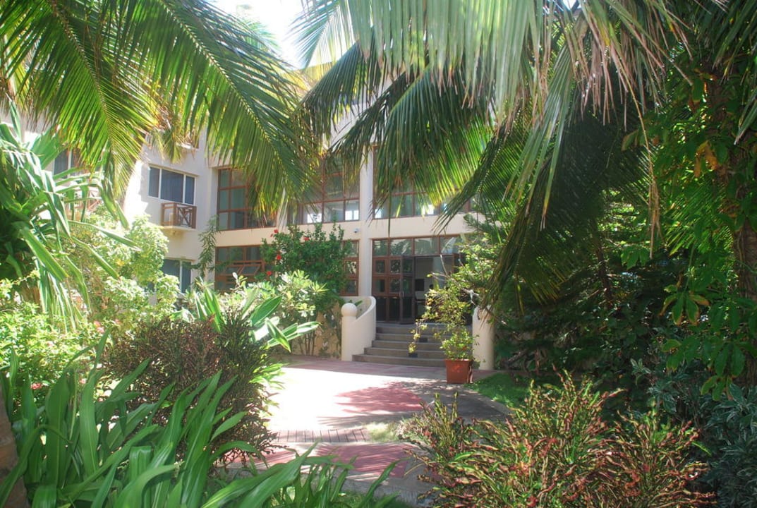 Aussenansicht Hotel Hulhule Island