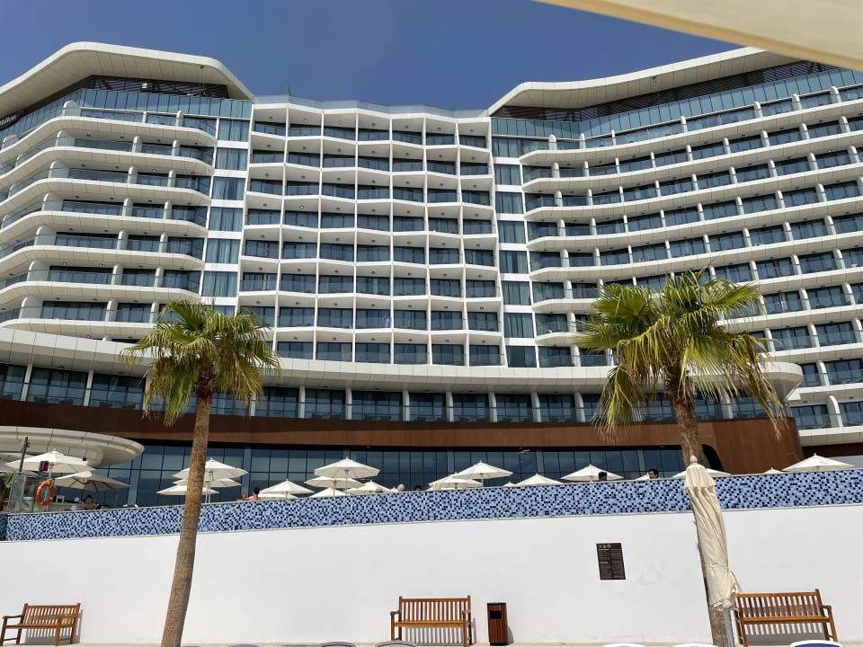 Außenansicht Hampton by Hilton Marjan Island