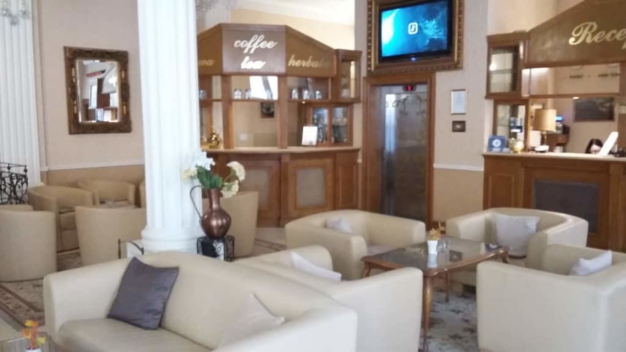 Recepcja Hotel Solar Palace Spa & Wellness