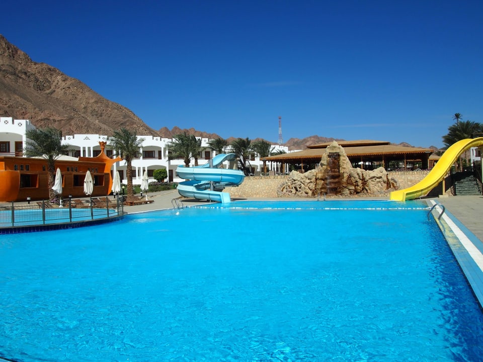 Pool Happy Life Village