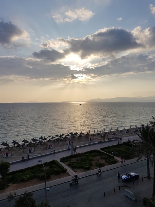 Ausblick AYA Seahotel - Adults only