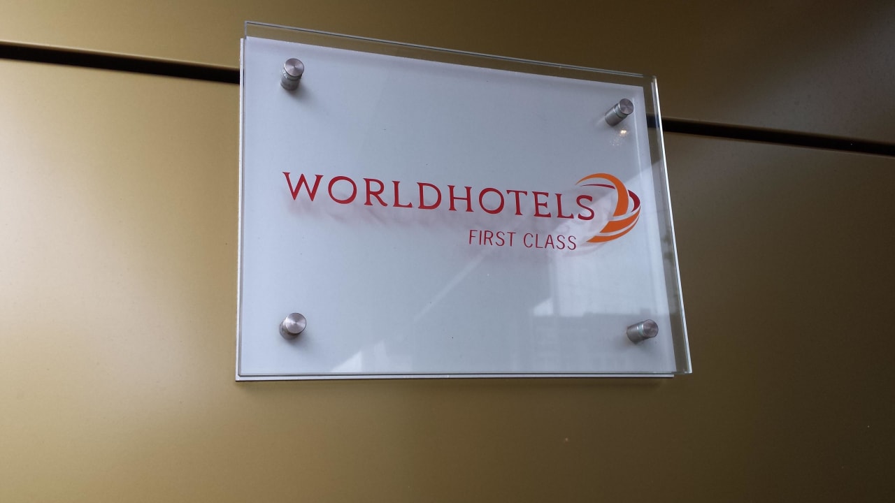 Schild AMERON Köln Hotel Regent