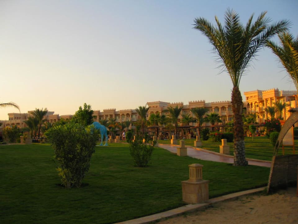 Alles sehr gepflegt Pickalbatros Palace Resort