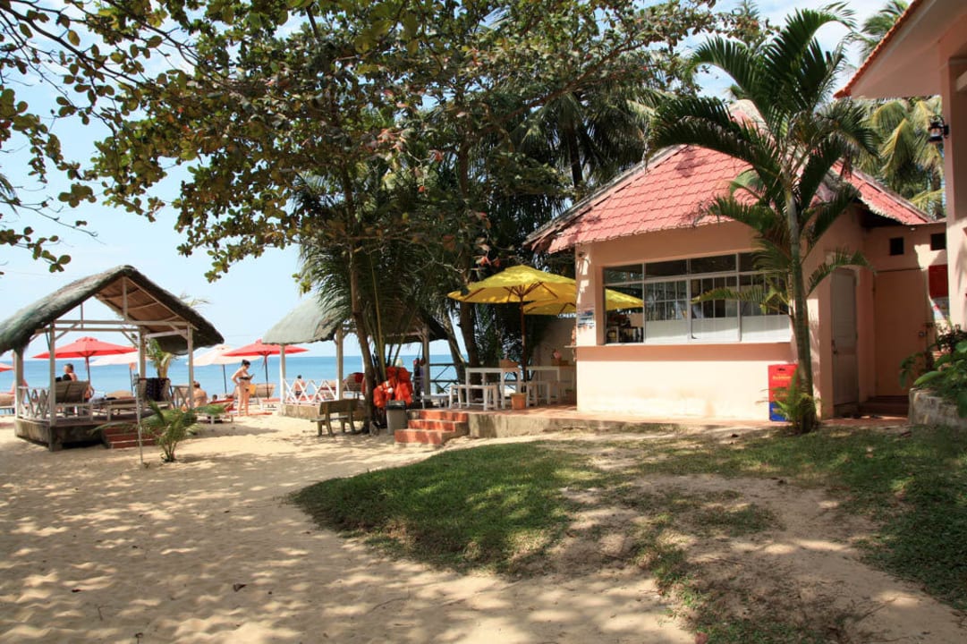 Бар на пляже Hiep Thanh Resort