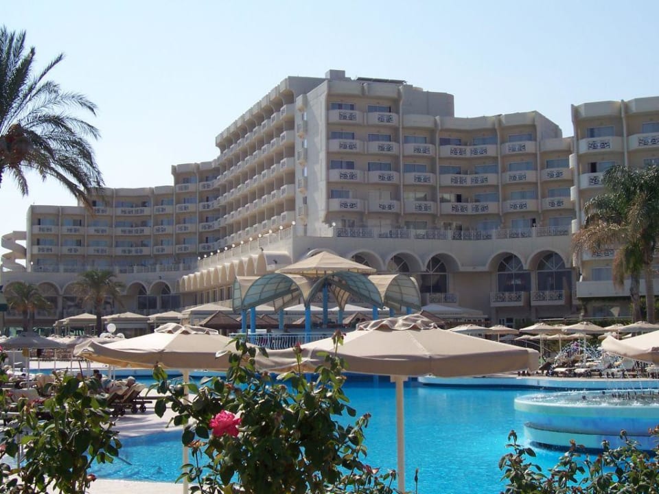 Außenansicht mit Pool Rodos Palladium Leisure & Wellness
