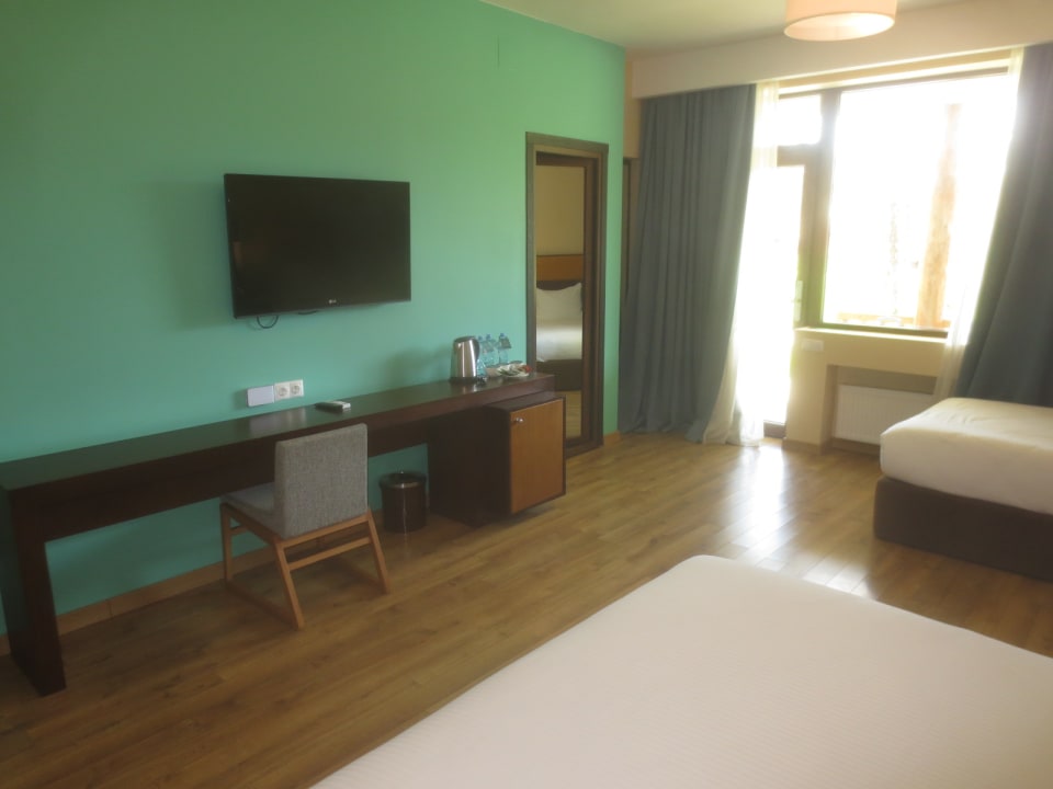 Zimmer Lopota Lake Resort & Spa