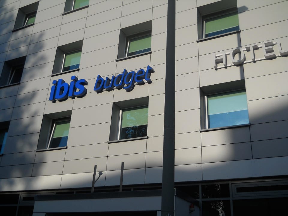 Widok na hotel ibis budget Hotel Ulm City
