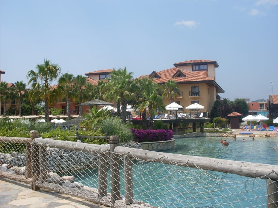 Ausblick auf den Pool Club Grand Aqua